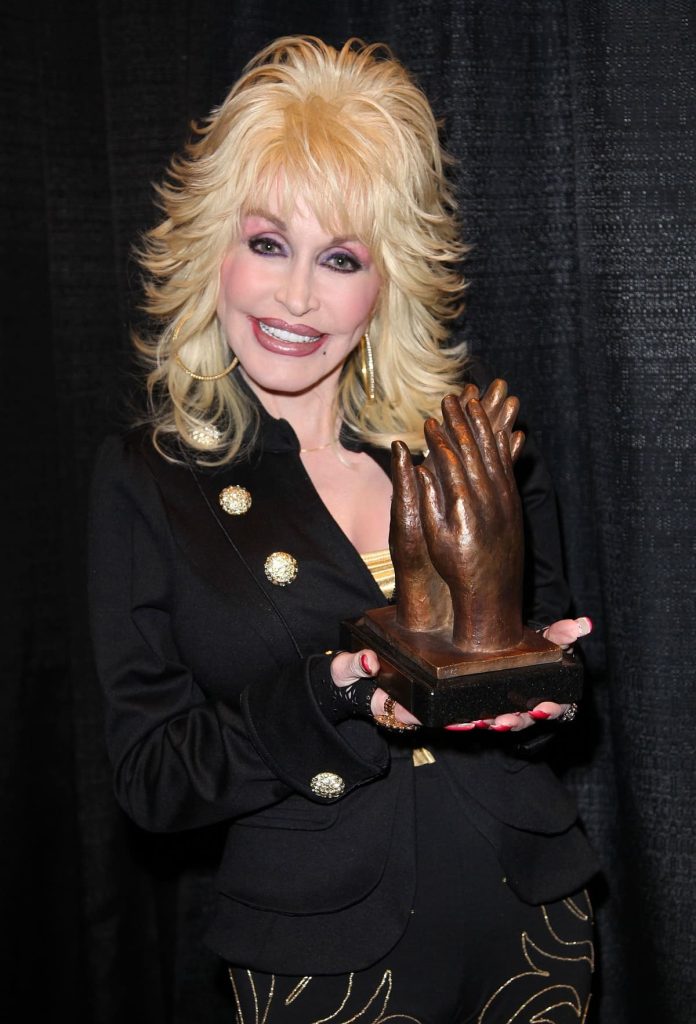 dolly parton net worth 1