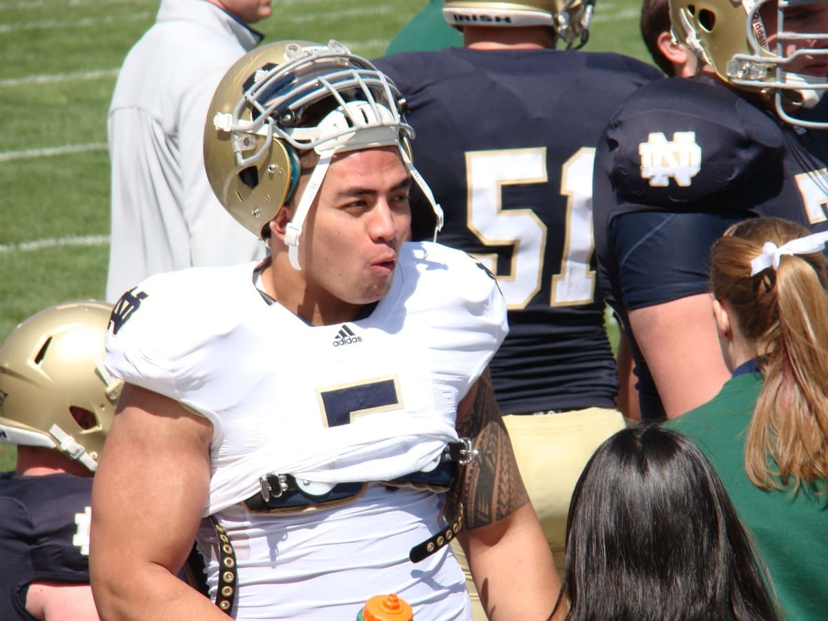 Manti Te'o Net Worth 3